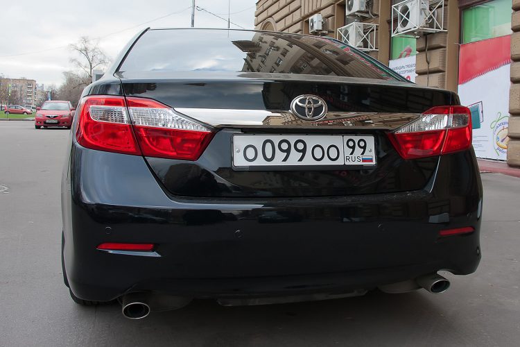 В ЕС не пропускают автомобили с российскими и белорусскими номерами