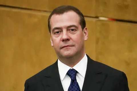 Медведеву предложили сбивать спутники Starlink для борьбы с фейками