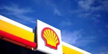 Британская Shell нашла способ обходить санкции против РФ в сфере нефтепродуктов