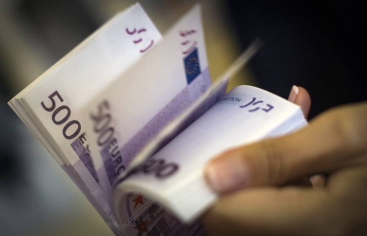 Немецкий экономист предсказал скорый крах евро, как общеевропейской валюты