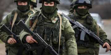 Российские войска уничтожили укрепления националистов в школе на Херсонщине