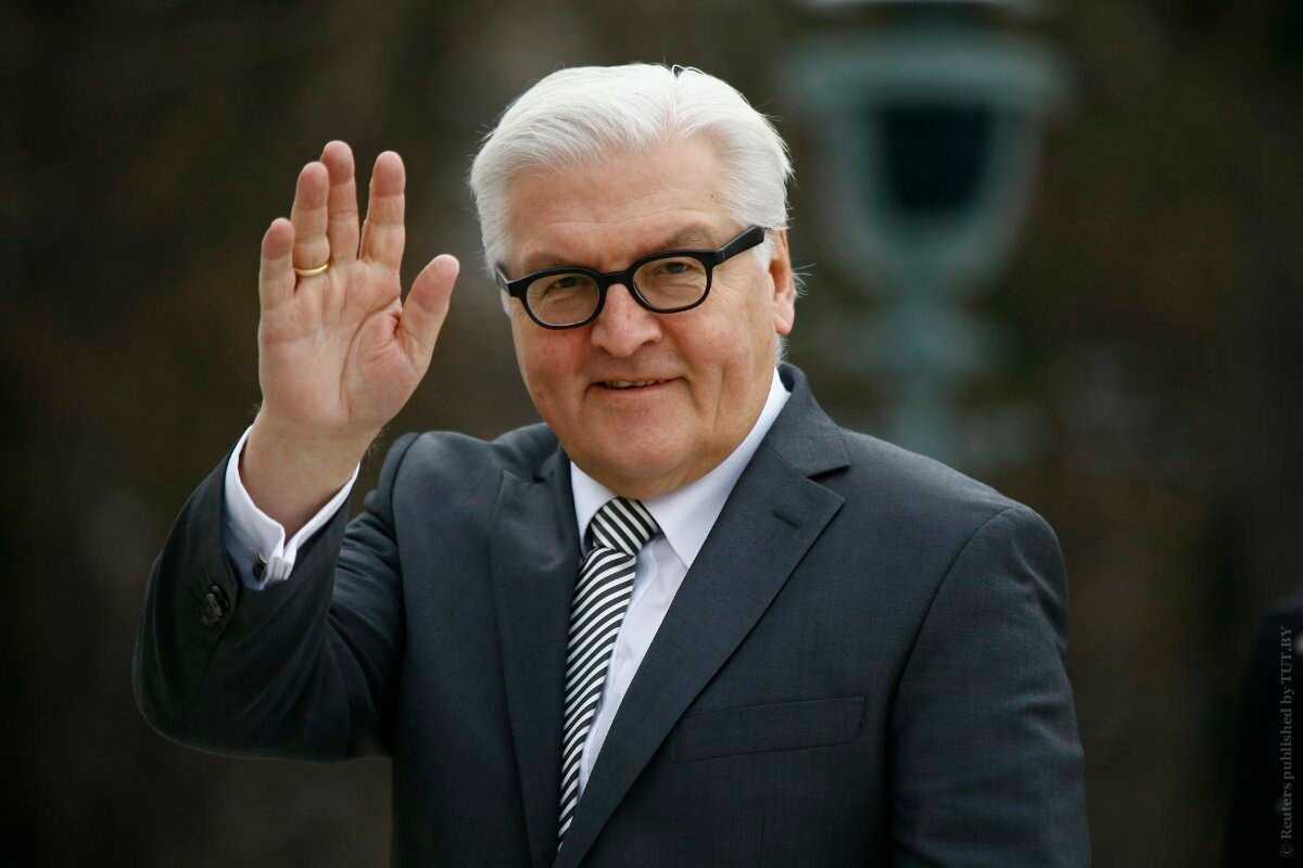 Посол Украины в Германии упрекнул президента в пособничестве РФ