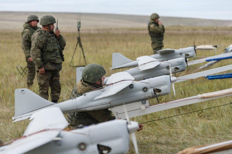 Российские военные использовали беспилотник "Орлан-10" для поражения техники ВСУ