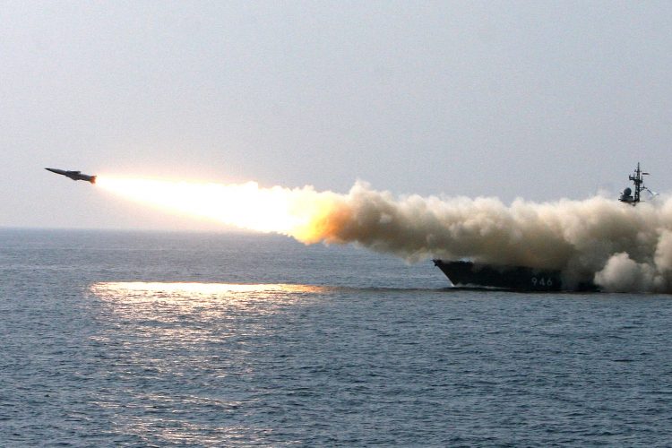 В Баренцевом море успешно провели испытательный пуск гиперзвуковой ракеты "Циркон"