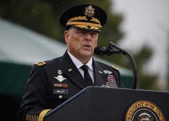Генерал Милли: "США вступает к конфронтацию с двумя мировыми державами, мир стал нестабильным"