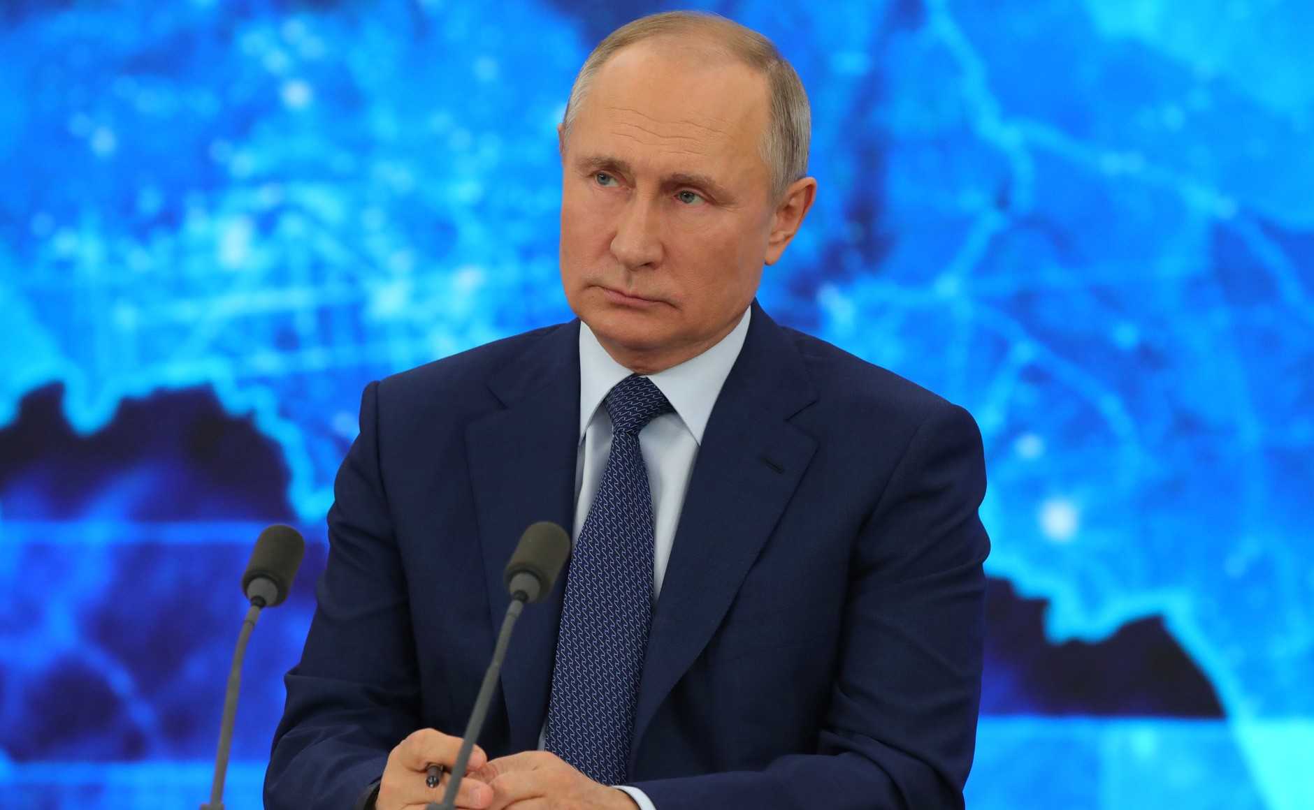 Владимир Путин поздравил пограничников с их профессиональным праздником