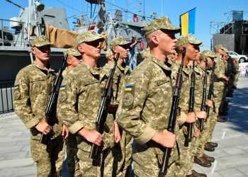 Высшие чины ВСУ начали покидать подчиненные войска на Донбассе