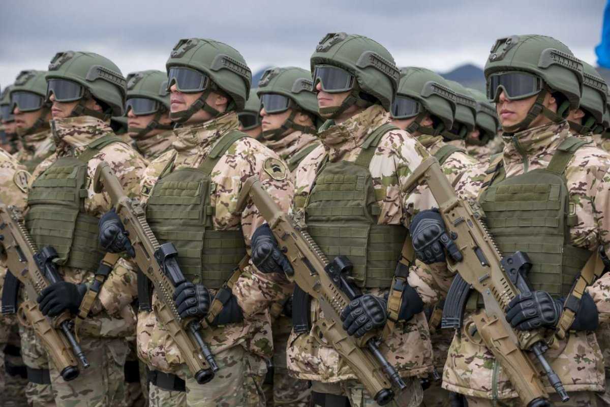 Западные газеты сообщили о том, что ЦРУ и спецназ НАТО участвуют в спецоперации на Украине