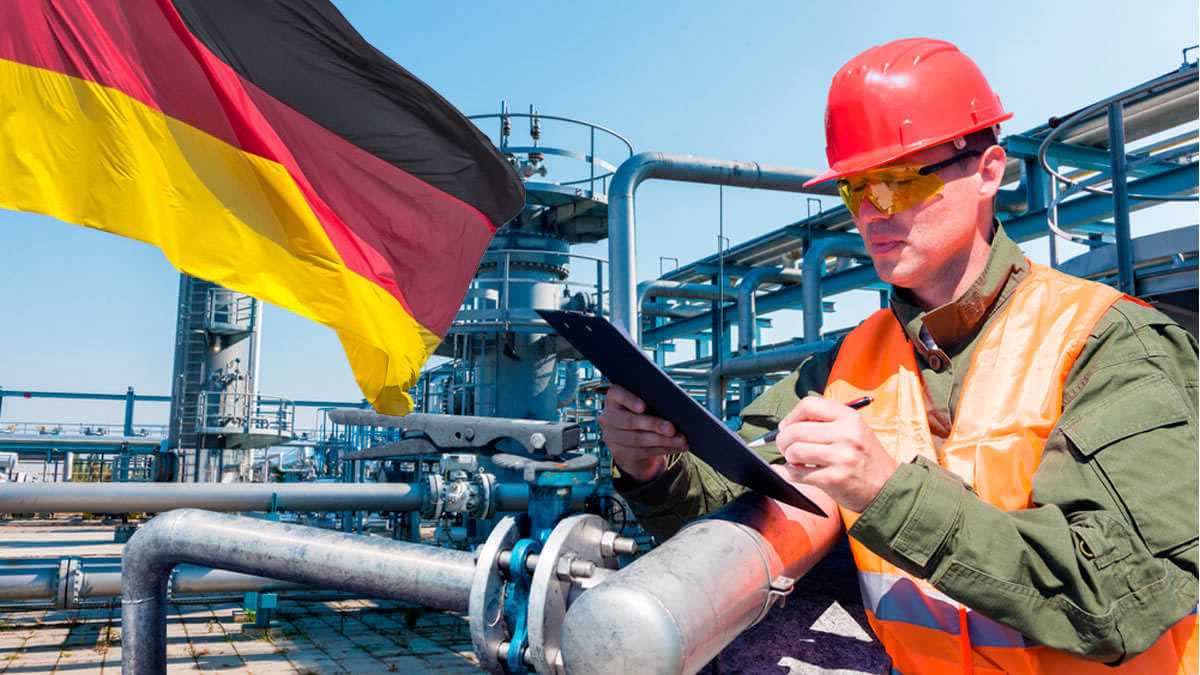 Премьер-министр Саксонии Кречмер выступил против немедленного отказа от поставок нефти из РФ