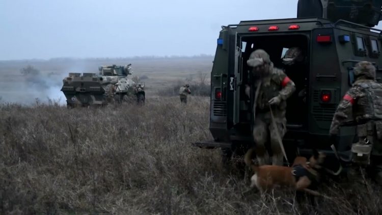 Чиновники в Украине продают западное оружие, и ВСУ недополучают снаряжение