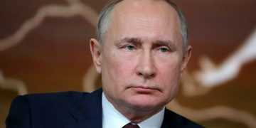 Путин: "Мы привыкли решать сложные проблемы, ситуация на Донбассе неординарная"