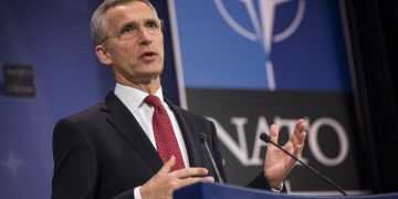 Столтенберг заявил, что кризис в Украине можно решить только переговорами