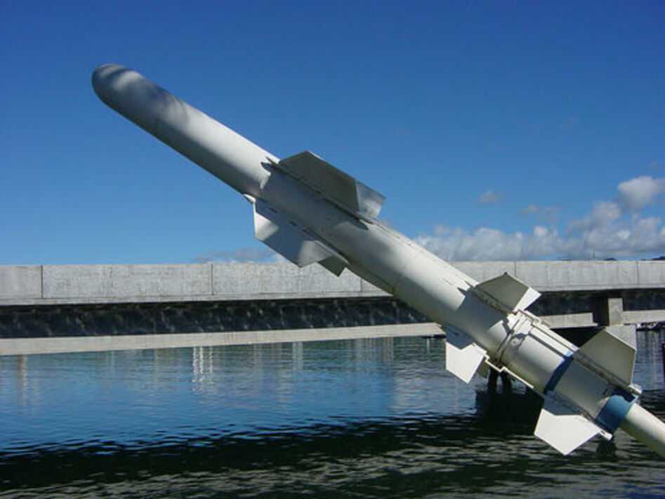 В Минобороны отчитались об уничтожении установок ракет Гарпун, а также склада боеприпасов
