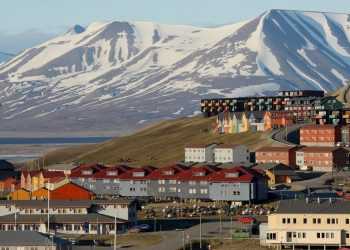 Норвегия пропустила груз с продовольствием для российских шахтеров на Шпицбергене