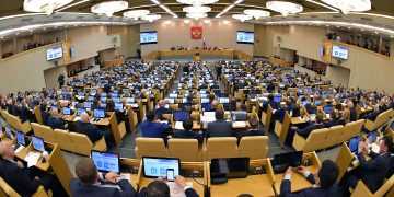 Комитет Госдумы предложил запретить пропаганду нетрадиционных ценностей в обществе