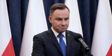 Лидер Польши Дуда сообщил, что Зеленский внес в Раду закон об особом правовом статусе поляков в Украине