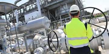 Цена на газ в ЕС превысила отметку в 3 000 долларов за 1 000 кубометров