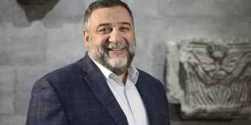 Миллиардер Варданян решил отказаться от российского гражданства и отправился в Нагорный Карабах