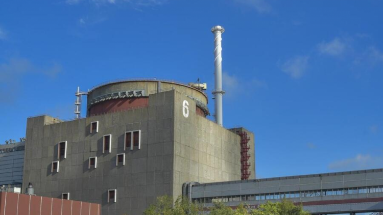Энергоблоки Запорожской АЭС вновь остановлены из-за обстрелов ВСУ