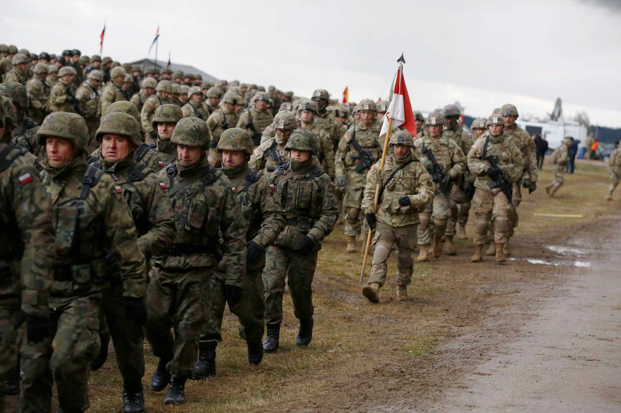 Военные нато в польше. Польская армия. Польские войска. Польская армия учения. Войска НАТО.