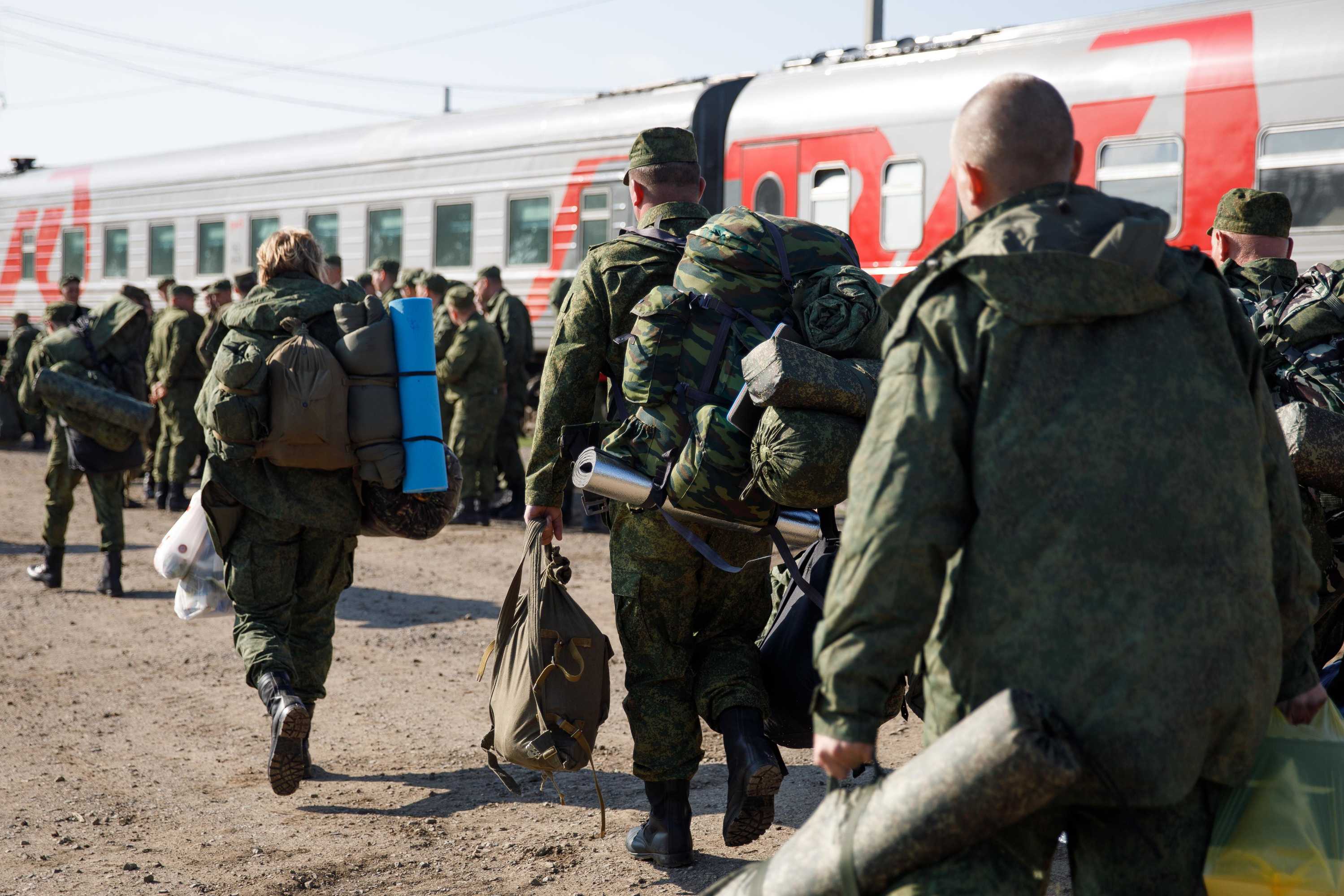 выплатах военнослужащим и членам их фото 98