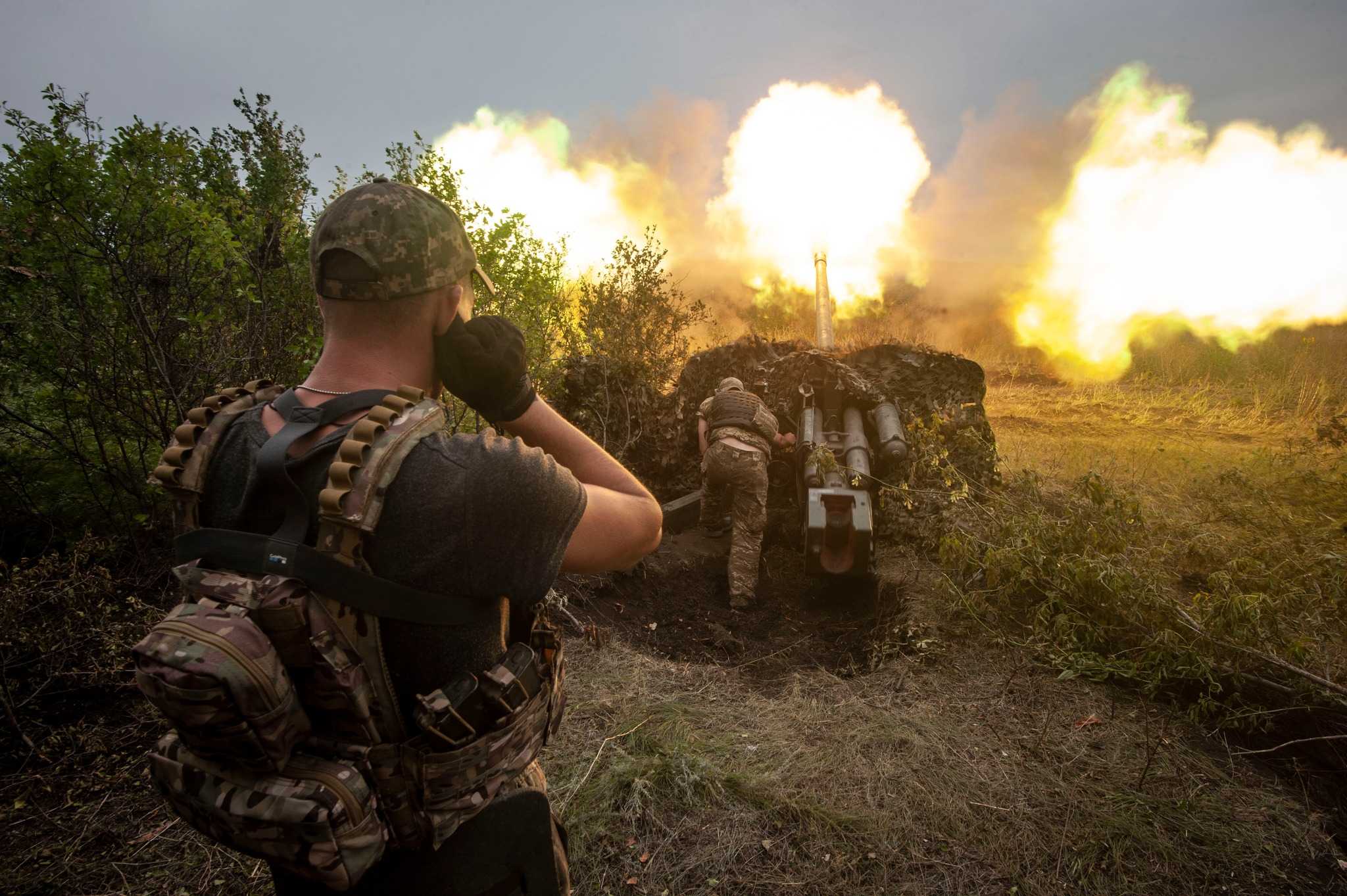 Продолжить разрушить. Боевые действия. Украинские военные.