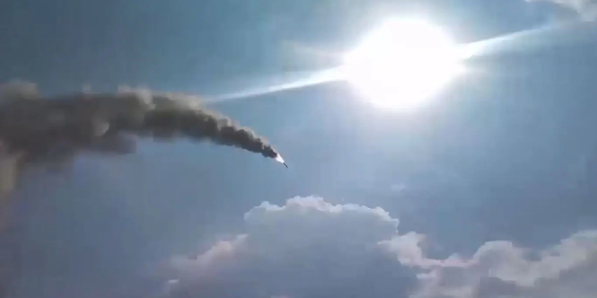 Ракета Х-38 ВС России разнесла заброшенное двухэтажное здание с боевиками ВСУ