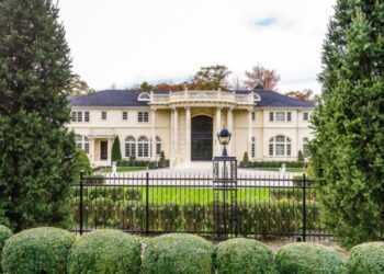 Фото: VK.COM/КРАСНЫЙ КОМИССАР 2